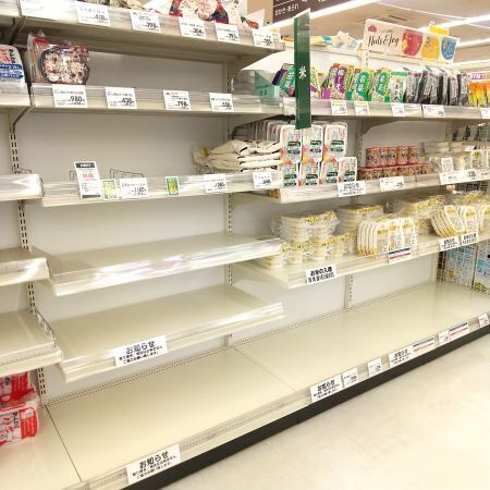 お米の棚.JPG